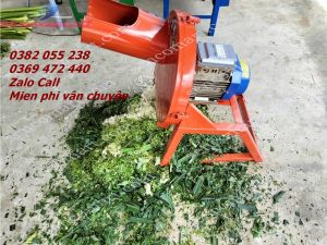 Máy băm chuối nguyên cây siêu mịn 1 lần cho gà vịt ăn được ngay