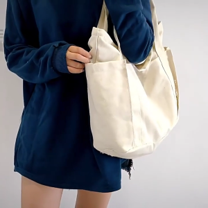 Fashionable Shoulder Bag for Women Tote Bag Large Capacity Handbag for School and Travel