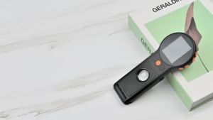 ออโต้โฟกัส 500X กล้องจุลทรรศน์ดิจิตอล 8นํา 2MP เหรียญวิดีโอกล้องจุลทรรศน์พับแว่นขยาย 2 นิ้วสําหรับซ่อมอิเล็กทรอนิกส์