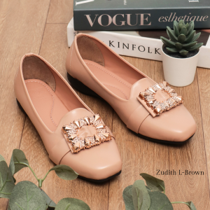 QUINCE Zudith Flats Wanita