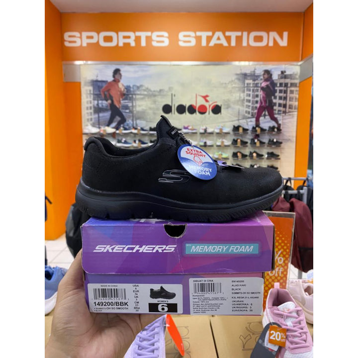 skechers oh so smooth