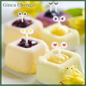 Ginca ส้อมจิ้มผลไม้พลาสติกเกรดอาหารขนาดเล็กลายการ์ตูนสำหรับเด็กเค้กผลไม้มีไม้จิ้มฟันเบนโตะอาหารกลางวันอุปกรณ์ตกแต่งงานปาร์ตี้ของขวัญ