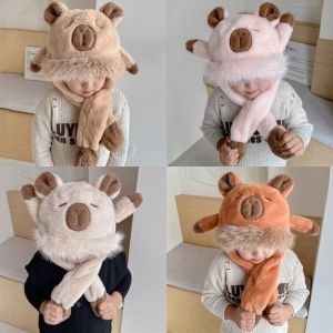 THANKSKY ป้องกันลม หมวกป้องกันหูเด็ก หนาขึ้น หูที่สามารถขยับได้ ผ้าพันคอมีหมวก Capybara การ์ตูน บูรณาการ หมวกสวมหัวเด็ก ชาย/หญิง