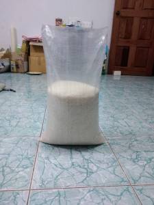 แพ๊คละ100ใบ กระสอบข้าวสาร 5โล กระสอบใสๆกระสอบพลาสติกใหม่ ขนาด 12X20 นิ้ว ใส่ประมาณ 5 กิโล 15กิโล 25ถุง ใส่ปลายข้าว รำข้าว ข้าวเปลือก