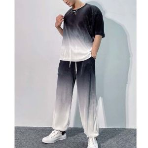 IELGY Summer New Fashion Brand Loose Set Mens Elastic Ultra-thin Gradient Dose Casual Two-piece Set