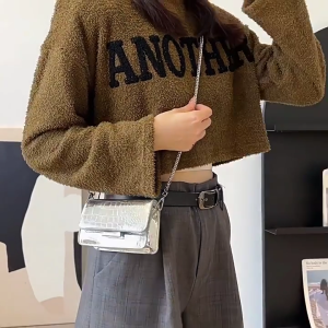 กระเป๋ากระเป๋าเงินใส่โทรศัพท์กระเป๋าสะพายขวางขนาดเล็กมันวาวกระเป๋าสะพายบ่าทันสมัยสำหรับผู้หญิงกระเป๋าสำหรับใช้ในชีวิตประจำวันและโอกาสพิเศษ