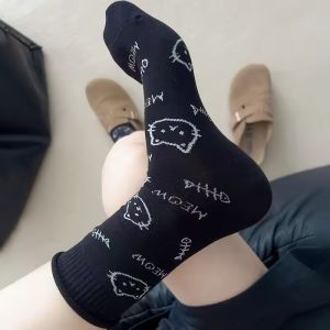 3Pairs Cartoon Cat Fishbone Mid-Calf Socks Soft All Season Casual Socks for Women Girls Simple Solid Color Breathable Ins Stockings