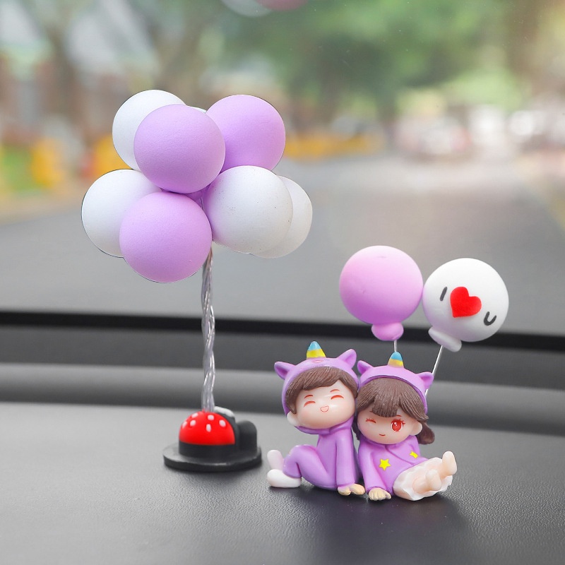 ฟิกเกอร์ขนาดเล็ก 【Average】COD ตุ๊กตาคู่รัก อุปกรณ์ตกแต่งภายในรถยนต์ เครื่องประดับรถยนต์ สไตล์การ์ตูน