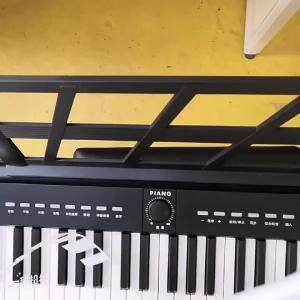 แผ่นสติ๊กเกอร์คีย์บอร์ดเปียโน 88 คีย์ เปียโนโน้ตดนตรีที่ถอดออกได้ 61 คีย์ เปียโนไฟฟ้าออร์แกนสำหรับผู้เริ่มต้น ป้ายโน้ตคู่มือ