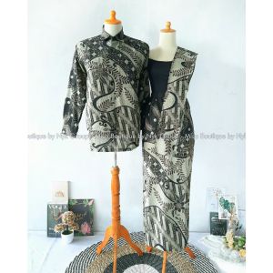 Batik Kemeja Pria Lengan Panjang Dan Rok Span Wanita Motif Garuda