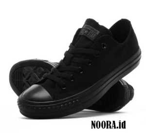 SEPATU CONVERSE CLASSIC EDISI TERKEREN DAN TERPOPULER