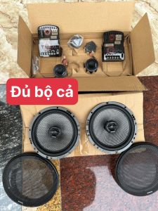 1 bộ loa cánh phi 16 focal