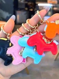 PU Leather PU Horse Keychain Lovely Car Keyring Carrying on Money Pocket Bag Pendant Animal Fashion PU Leather Hanger Men