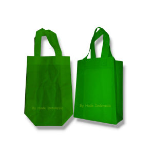 Tas Kain Spunbond Goodie Bag Polos Model Handle Box / Kotak Ukuran Jumbo Besar / Kecil 20x25 25x30 30x35 35x40 Kantong belanja lipat toko Bingkisan Souvenir Sembako Snack Ulang Tahun / Pernikahan Haji Umroh / Qurban pengganti plastik paper bag Go green