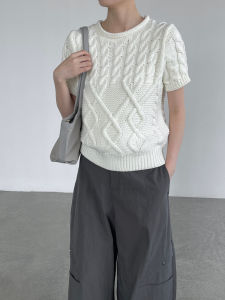 2026 Early Autumn Women Cable Knit Round Neck Short Sleeve Sweater Versatile Layering Short Top Fashion Knit Blouse