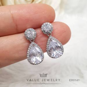 ต่างหูแป้น คริสตัลแท้ ติ้งหยดน้ํา 1 เซนติเมตร ฝังเพชรล้อม เหมาะคนติ่งหูเล็ก ตุ้มหู เครื่องประดับ ER0141 ValueJewelry