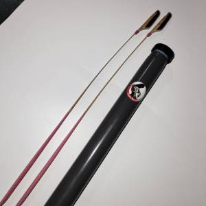 ไม้ตีขิมหัวยาง (ถ่วงน้ำหนักด้วยยาง) พร้อมกระบอกใส่กันไม้ขิมหัก   ไม้ขิมให้น้ำหนักพริ้วไหวที่ดีมากในการตีกรอ ตีเก็บ สีสบัด