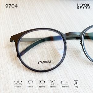กรอบแว่นสายตา รุ่น 9704 เนื้อไทเทเนียม เบาทน ไร้สกรู ทรงสวยหรู