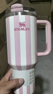 original stanley Bộ sưu tập hoa ba thế hệ sọc 40oz304 Cốc giữ nhiệt ô tô bằng thép không gỉ