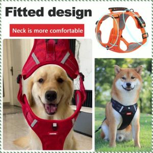สายรัดหน้าอกสัตว์เลี้ยง เรียบ สายรัดหน้าอกป้องกันการระเบิดของสุนัขตัวใหญ่ มัลติฟังก์ชั่น แบบพกพา