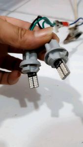 BOLAM LAMPU SEN MOTOR/MOBIL SENJA LED 24 TITIK LED-SEIN COLOK TANCAP MODEL 24 LED SUPER TERANG-LAMPU SENJA LED-VARIASI AKSESORIS MOTOR 12 VOLT LED/BISA BUAT LAMPU STOP REM BELAKANG MOTOR VARIO 125/VARIO 150/BOLAM LAMPU KILOMETER/SPEDOMETER