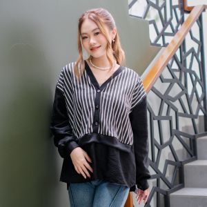 Yoenik Apparel Seulgi Oversize Tops – Kemeja Vest – Atasan Wanita Korean Style