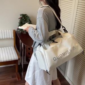 New large-capacity dry-wet separation yoga bag travel bag storage bag hand luggage bag fashionable and trendy gym bag