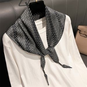 LUMINOU Imitation Silk Cashew Floral Silk Scarf Literary Style Versatile Accessory Womens Waist Scarf Retro Jeans Waist Accessory Travel Accessory