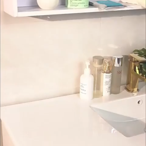 Beg Pantai Besar Tahan Air PVC Beg Jeli Lutsinar Wanita Beg Mandi Travel Beg Simpanan Berenang Mandi Transparent Beach Bag Waterproof Storage Bag Swimming Bathroom Bathing Portable 大容量沙滩包防水收纳袋游泳浴室洗澡手提洗漱旅行果冻pvc海边包 H031