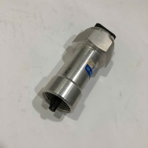 Cảm biến công tơ mét xe tải Dongfeng EQ1032 Sâu công tơ mét xe Đông Phong Công tắc biến tốc độ Dongfeng