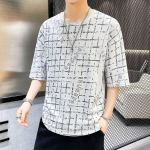 KDAShop งานดี เสื้อยืด เสื้อยืดผู้ชาย เสื้อผ้าวินเทจ  คอกลมสกรีนลายสีตาราง เนื้อผ้าดี ซักไม่ตกสีมาใหม่มาก พร้อมส่ง 4สี วัดไซส์เข้ามาได้เลยค่ะ