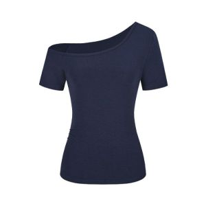 A unique red off-the-shoulder short-sleeved T-shirt with an American design sense a summer chic and slimming off-the-shoulder girls top