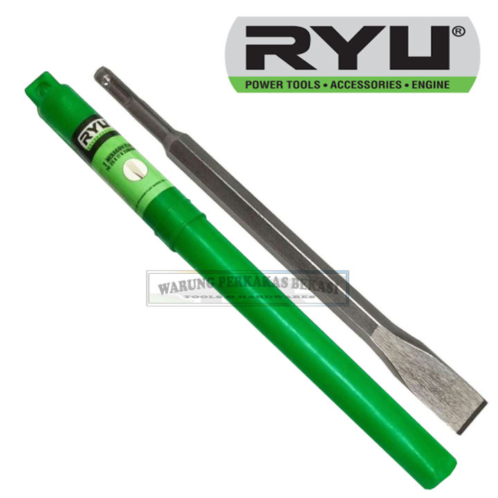 Sohilda katta dumbalar bor. Sohilda katta dumbalar bor.