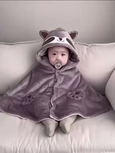 Winter Baby Hooded Cloak Windproof Thicken Outerwear for Boys Girls Newborn Infant Outfits Cozy Warm Raccoon Design2026