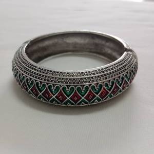 กำไลข้อมือล้านนา กำไลเจ้านาง กำไลฟ้อนรำ กำไลออกงานมงคล สินค้าพร้อมส่งจากประเทศไทย