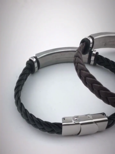 กำไลข้อมือสานปรับสายได้โซ่มือโซ่พันข้อมือทอหนังทำมือสำหรับสุภาพสตรีตกแต่งโซ่พันข้อมือได้ทุกเพศ