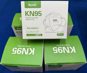 พร้อมส่ง!!!  N95 แมส ผ้าปิดจมูก ยี่ห้อ เดิมๆ RunQ ป้องกันได้อย่างดี หน้ากากอนามัย ราคายกกล่อง(เขียว)X50ชิ้น หน้ากากKN95