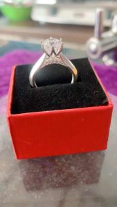 Nhẫn nữ bạc ta đá cao sang trọng