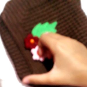 TAS RAJUT SLEMPANG OVAL BUNGA