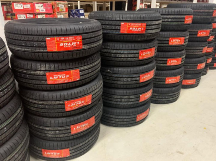 Ban mobil Dunlop 195/60 r16 LM 705 -64245