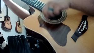 Lumanog Senior Size Electric Acoustic: A Natural Color Guitar for Comfort & Playability