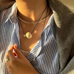 NEEUJ แบบเกาหลี สร้อยคอจี้ลูกปัด สวยงาม วินเทจ สร้อยคอเชือก สง่างาม รายละเอียดลูกปัด สร้อยคอเทรนด์ ผู้หญิง