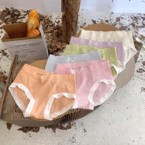 QXshop สวยพร้อมส่งมากจ้า กางเกงชั้นในสำหรับสาวๆ รุ่นนี้มีโบว์ติดน่ารักมาก มีให้เลือกหลายสี วัสดุที่ใช้มีคุณภาพ เนื้อผ้านุ่มนิ่มใส่สบายสุดๆ ใครสนใจรีบเลออ