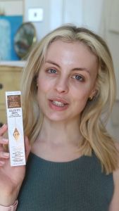 Kem nền tuýp CHARLOTTE TILBURY BEAUTIFUL SKIN FOUNDATION 30ml