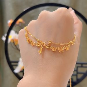 Womens Flower Butterfly Gold Necklace Womens Chain Bridal Wedding Necklace Clavicle Chain Light Luxury Niche