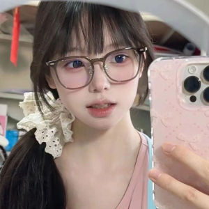 Lei Shiming Wears Large-framed Myopia Glasses in Cold Brown Color Without Makeup 雷视明素颜冷茶色大框近视眼镜学生近视镜网红复古超轻蓝光高颜值