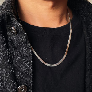 KALUNG TITANIUM PRIA WANITA GEPENG MODEL HIP HOP KOREA TERBARU