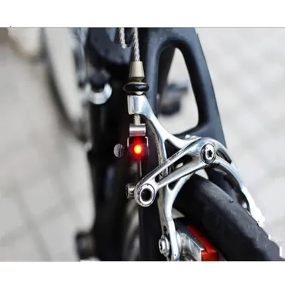 Lampu Rem Sepeda Mini LED Waterproof CR1025 Battery