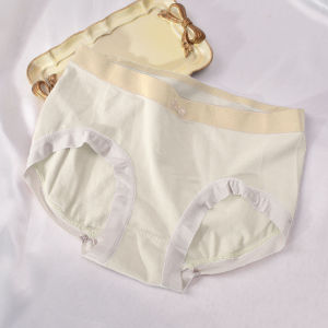 Ppdshop ใหม่มาแรง กางเกงชั้นในแฟชั่นคุณผู้หญิง รุ่นนี้มีหลายสีให้เลือก โทนสีงานน่ารักมาก ผ้านิ่มยืดสวมสบาย ขอบไม่ย้วย ทนทานสุดๆ น่ารักแบบนี้ต้องมี