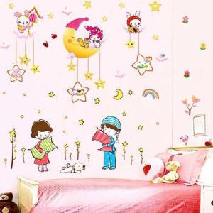DECAL DÁN TƯỜNG THỎ YÊU TRĂNG VÀ BÉ ÔM GỐI